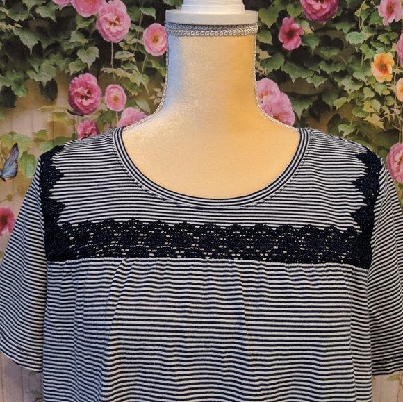 Kim Rogers Tops - Kim Rogers Striped Crochet Top XL